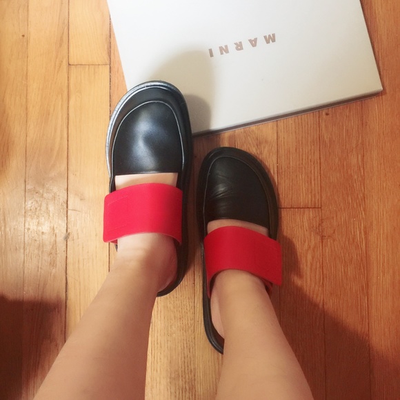 ❌SOLD Authentic MARNI leather Slip On - Picture 4 of 5